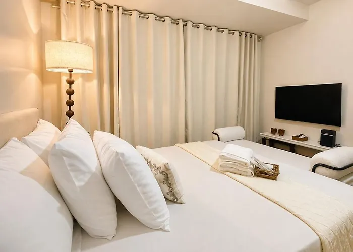 Luxury 1br With Pool And Gym At Park Mckinley West A * Manila