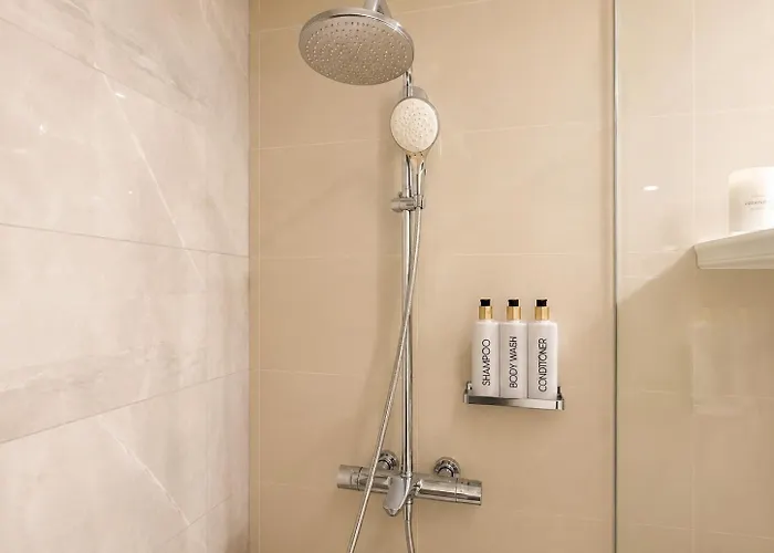 Luxury 1br With Pool And Gym At Park Mckinley West A Apartamento Manila