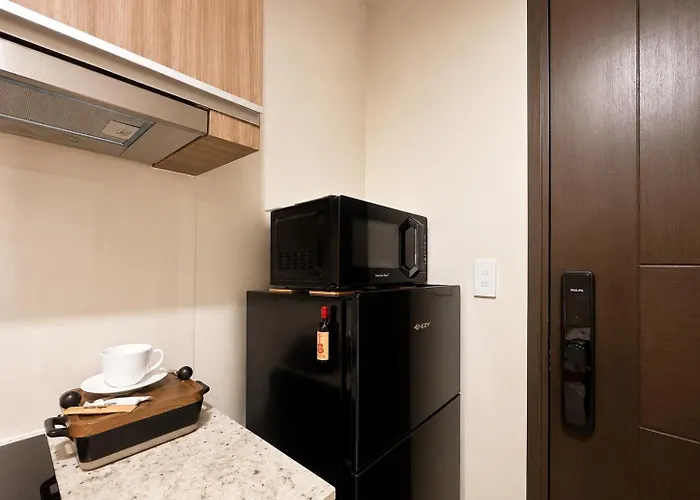 Luxury 1br With Pool And Gym At Park Mckinley West A